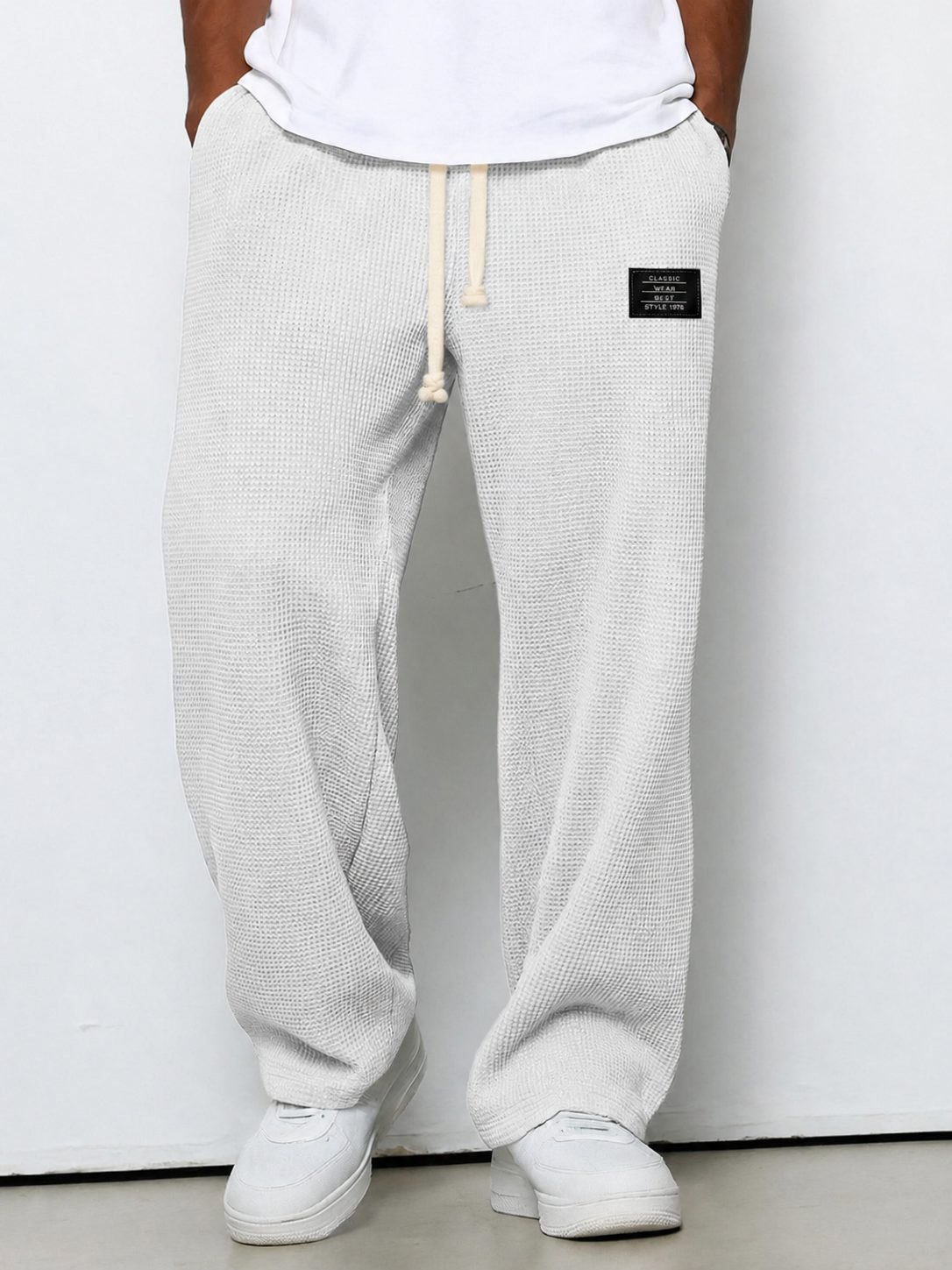 Men's Textured Knit Straight Leg Joggers with Drawstring Waist and Side Pockets