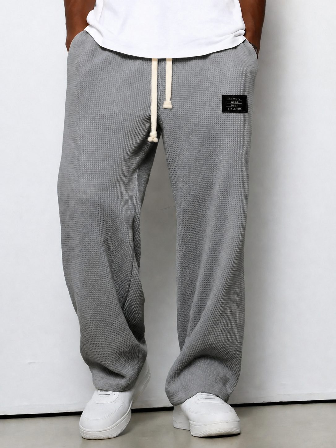 Men's Textured Knit Straight Leg Joggers with Drawstring Waist and Side Pockets