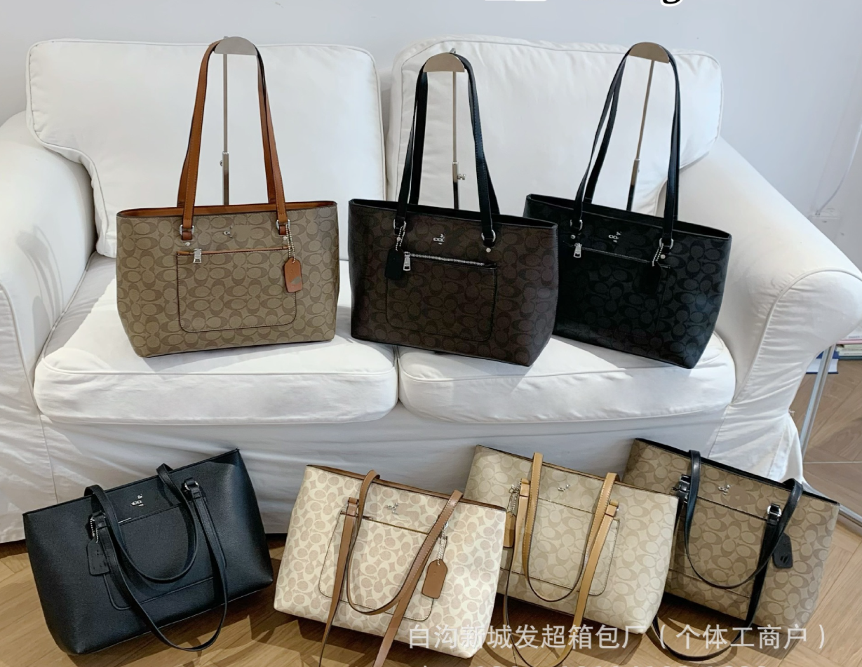 Urban Grace Tote For Everyday City Commute