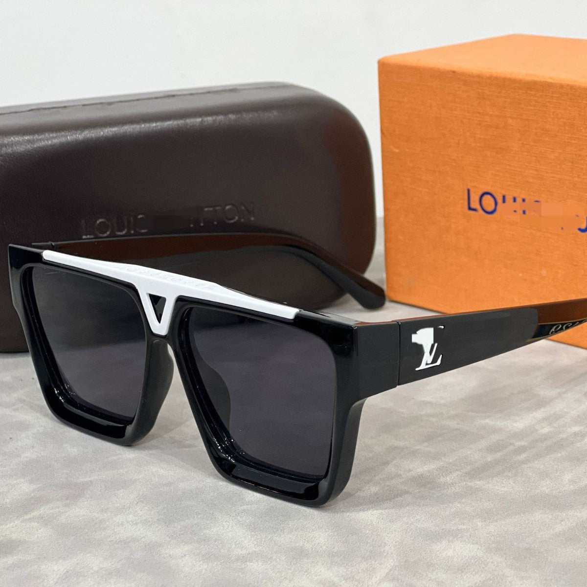 Vantage Square Sunglasses UV400 Shield