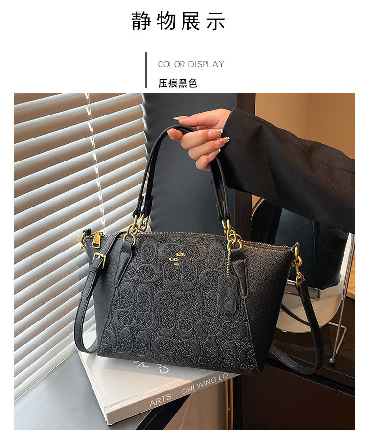 Premium Dumpling Bag For Women With Convertible One Shoulder Crossbody Design For Everyday Elegance