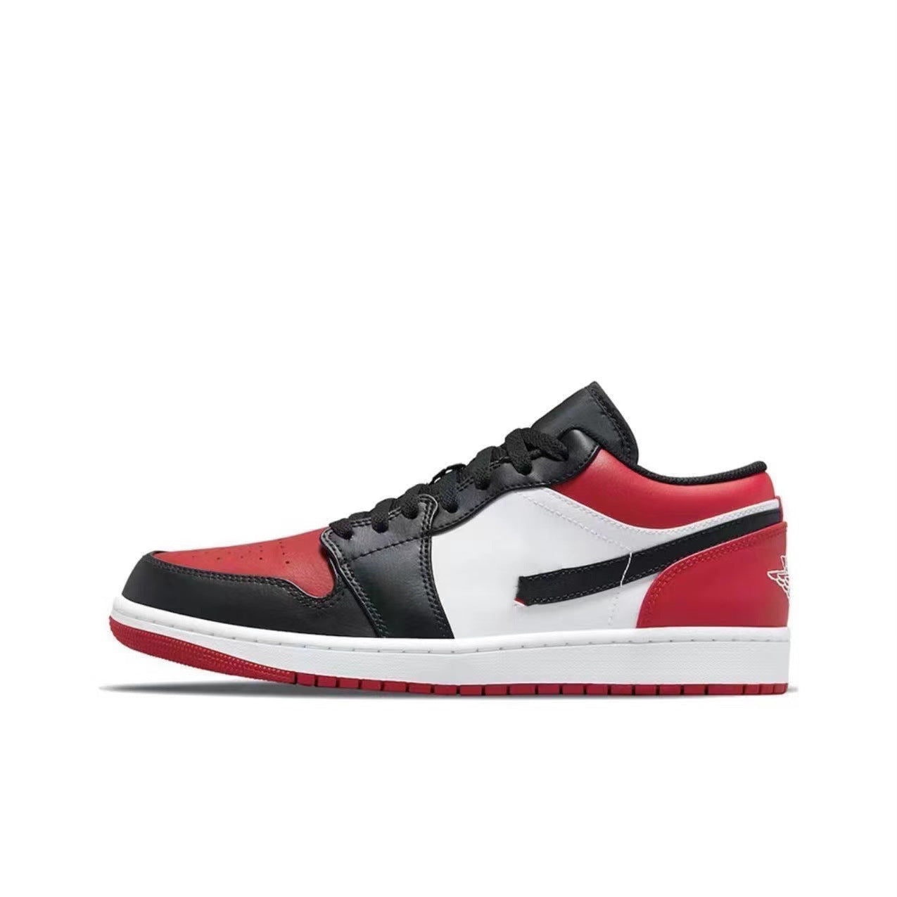 AeroCore Urban Low Top Sneaker