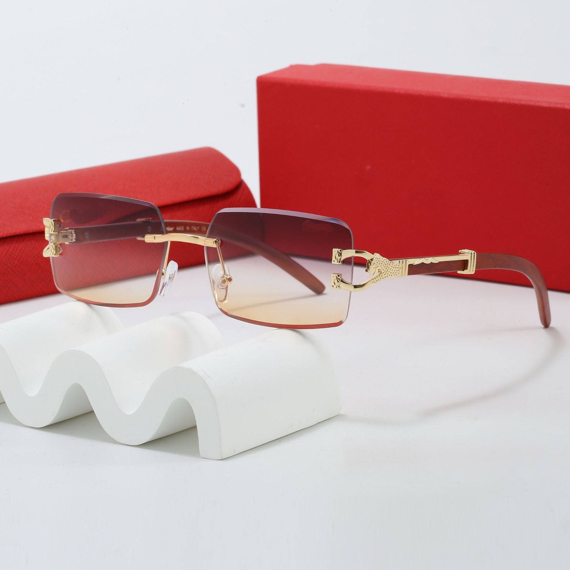 Pinnacle Icon Luxe Square Sunglasses For Bold Presence And Timeless Fashion Confidence