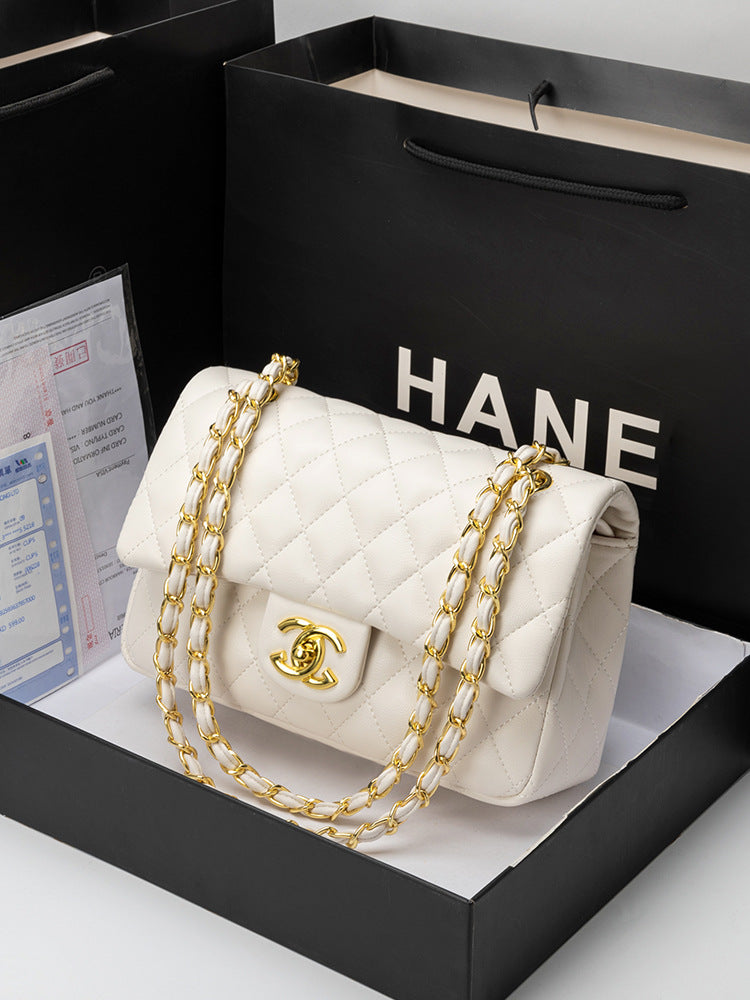 Luxe Chain Shoulder Bag Large Capacity Handbag for Women Premium Fashion Statement