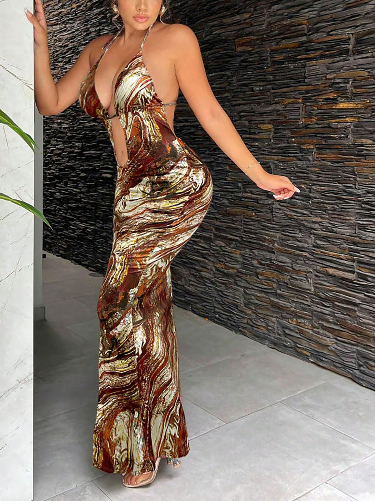 Women's Halter Neck Backless Cutout Maxi Dress with Tie-Back and Abstract Print
