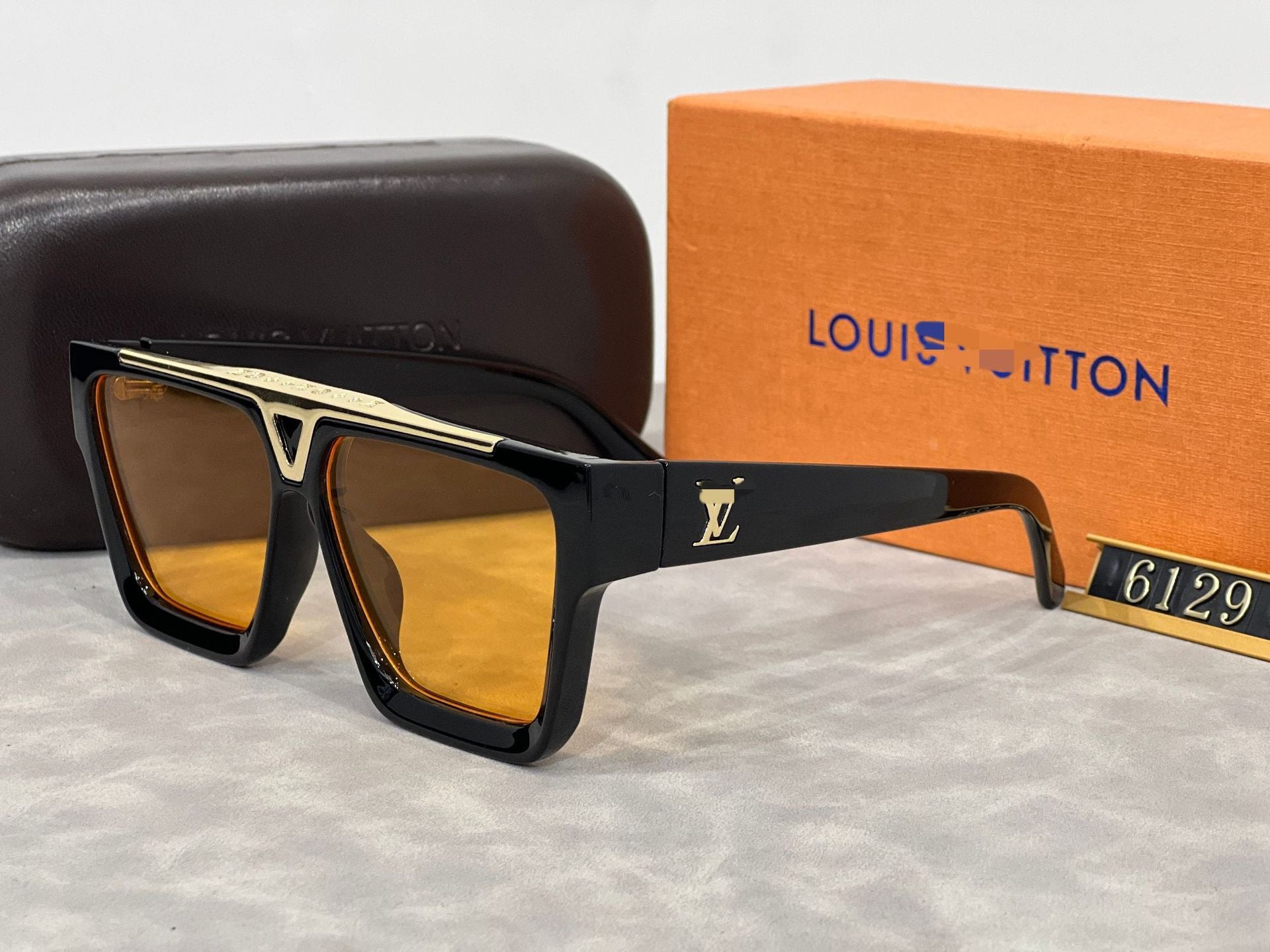 Vantage Square Sunglasses UV400 Shield