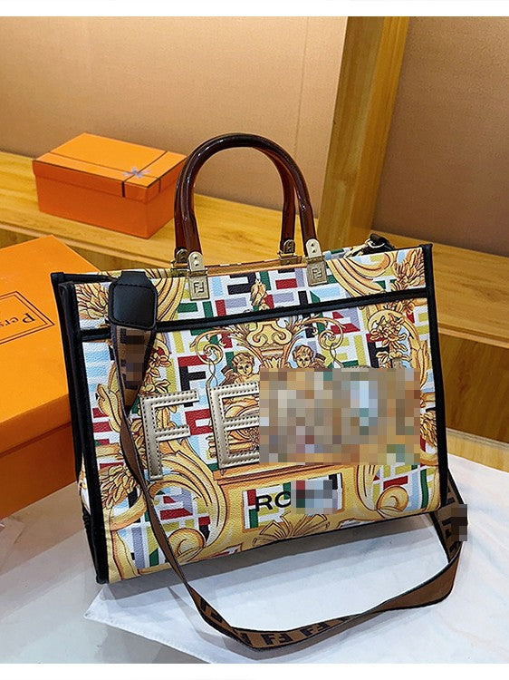 Premium Handheld Tote Bag With Bold Fashion Print For Women And Light Luxury Crossbody Strap