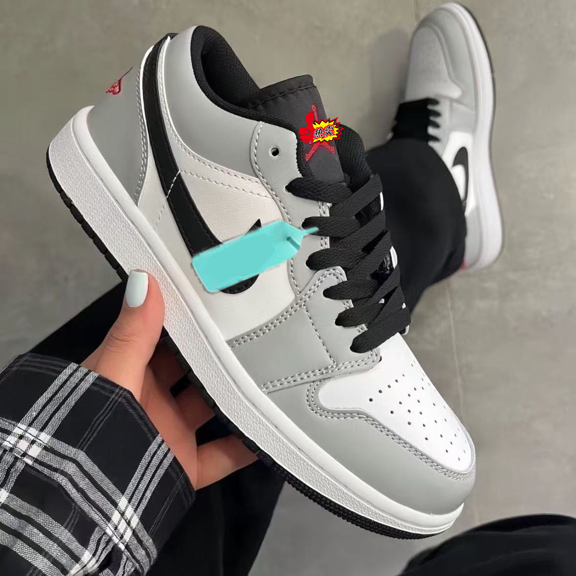 Apex Court Sneakers For Men And Women, Low Profile Athletic Footwear With Timeless Sophistication