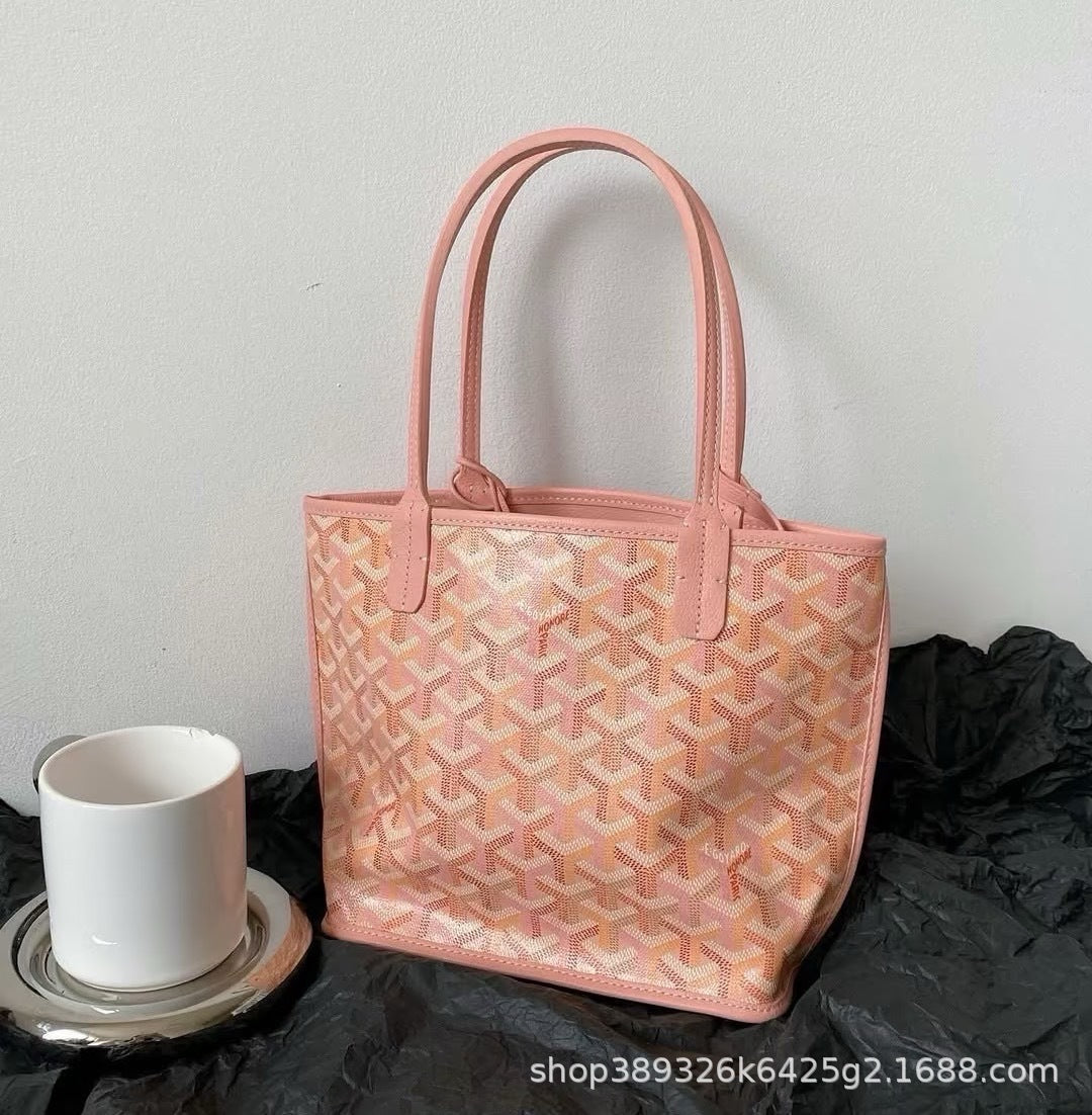 Luxe Geometric Patterned Tote Bag Mini Pouch Set