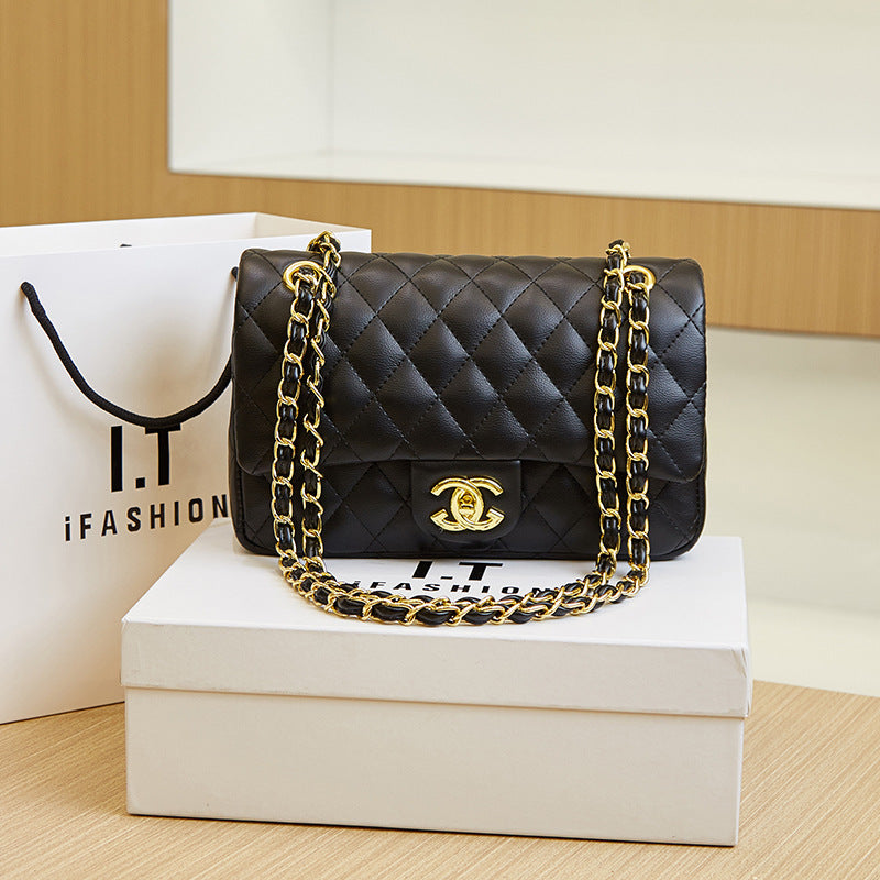 Luxe Chain Shoulder Bag Large Capacity Handbag for Women Premium Fashion Statement