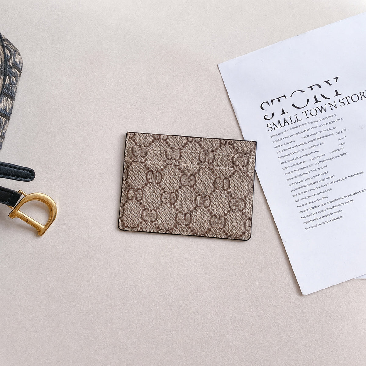 Patterned Card Holder with Multiple Card Slots