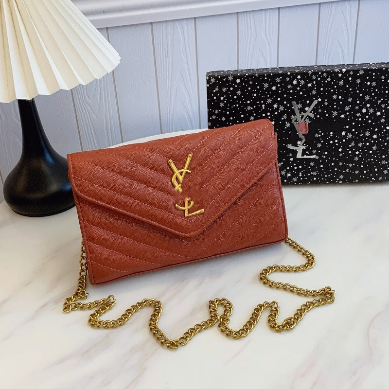 Apex Square Envelope Bag With Chain