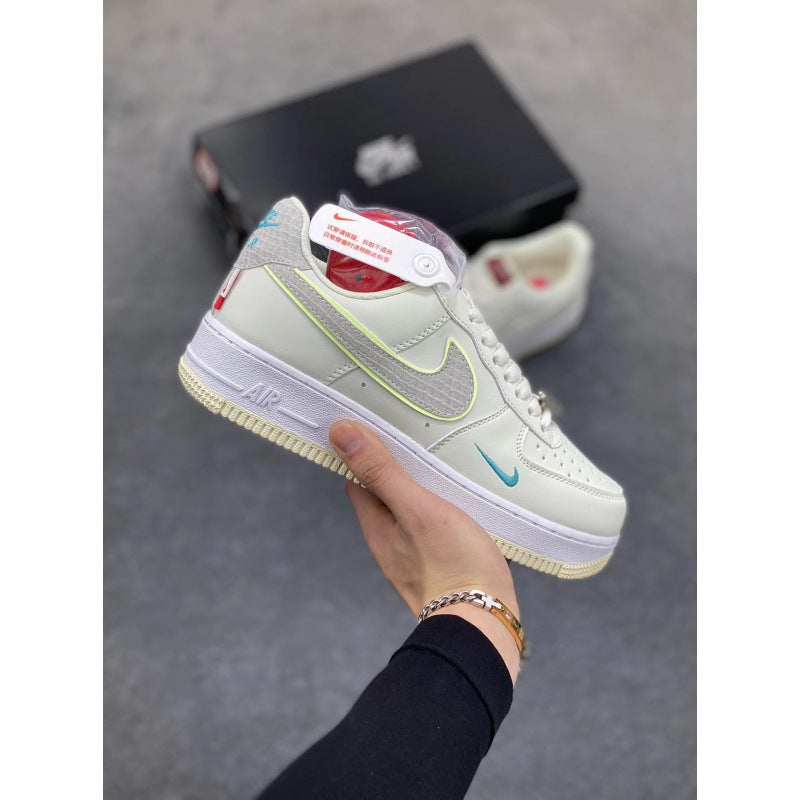 Putian High Quality AF1 Air Force One Valentine's Day White Hook Male and Female Couple Campus Versatile Heightened Athletic Board Shoes