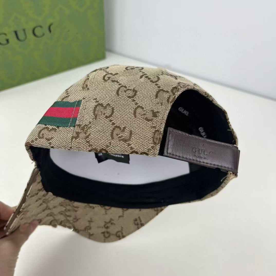Patterned Baseball Cap with Structured Curved Brim and Contrast Stripe