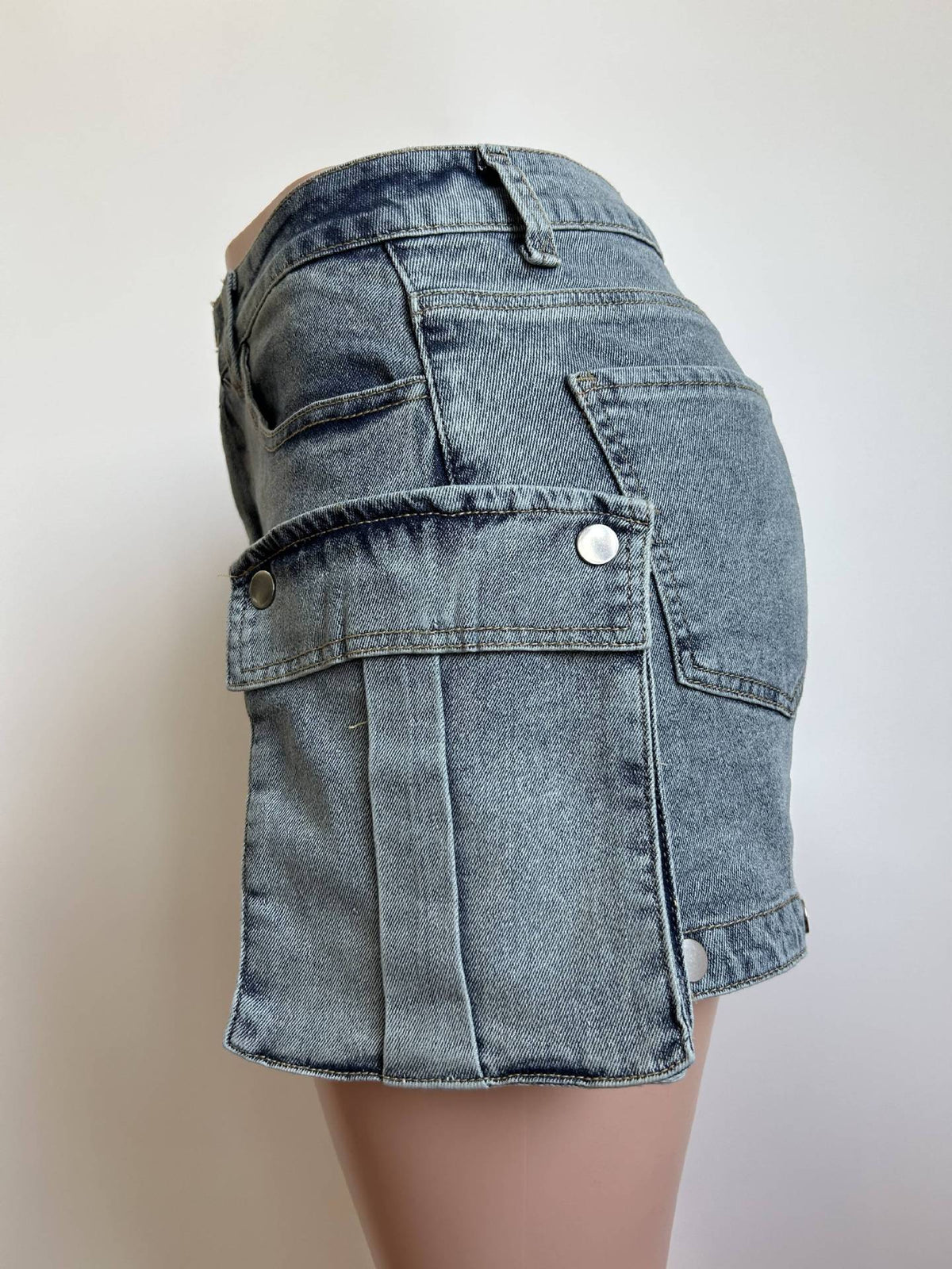 Women's Stretch Denim Convertible Cargo Pants with Detachable Shorts and Wide Legs