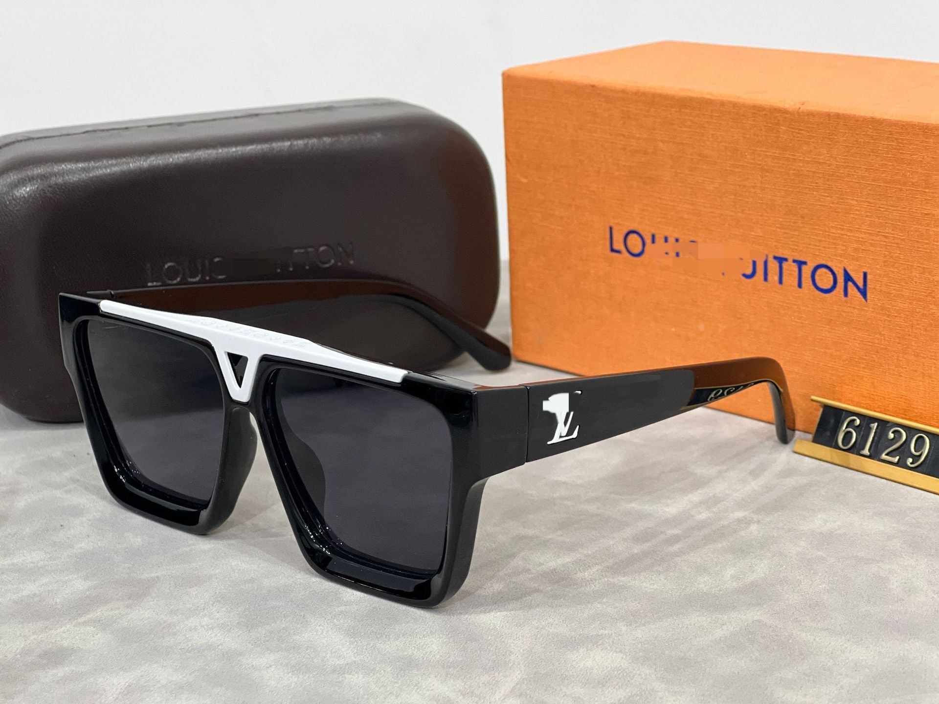 Vantage Square Sunglasses UV400 Shield