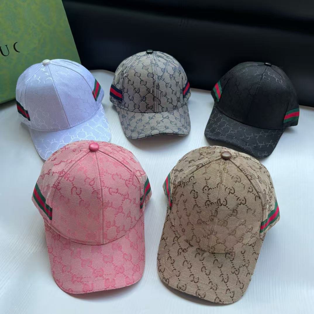 Patterned Baseball Cap with Structured Curved Brim and Contrast Stripe