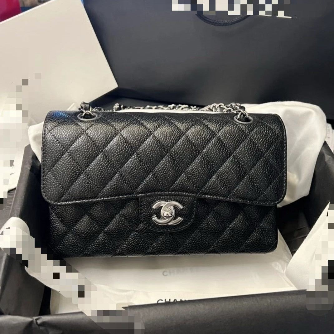 Diamond Quilted Chain Bag Mini Crossbody With Timeless Elevation For Day To Night Wear