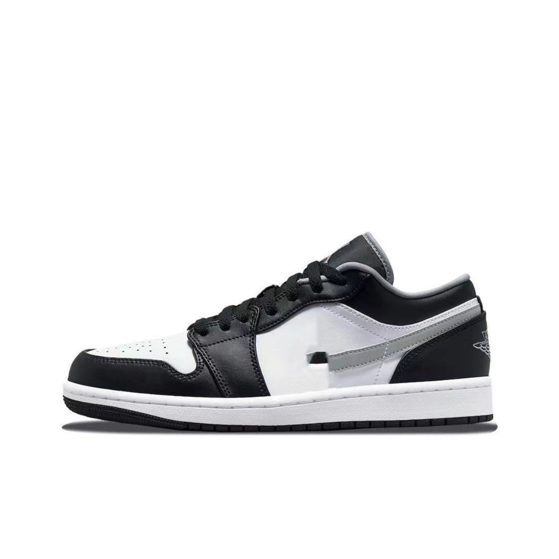 AeroCore Urban Low Top Sneaker