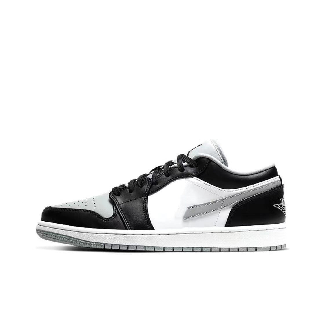 AeroCore Urban Low Top Sneaker