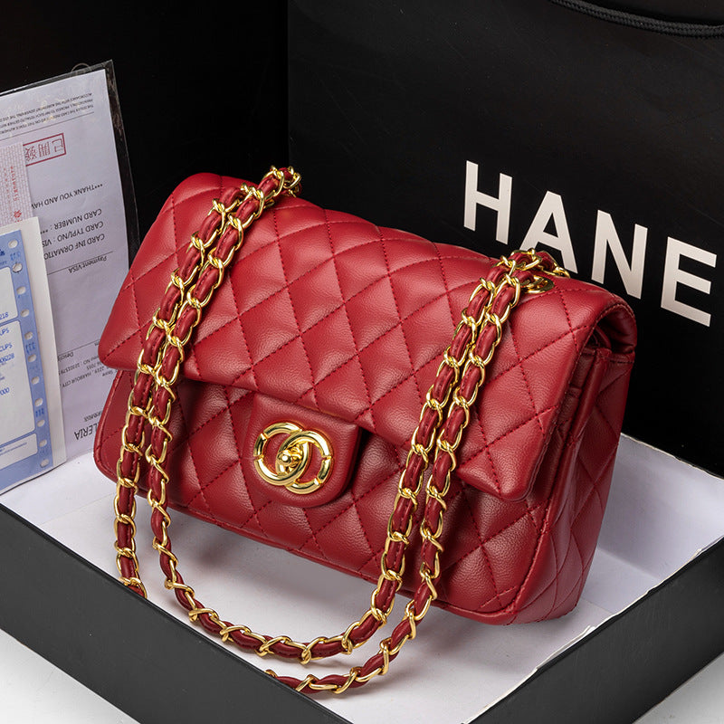 Luxe Chain Shoulder Bag Large Capacity Handbag for Women Premium Fashion Statement