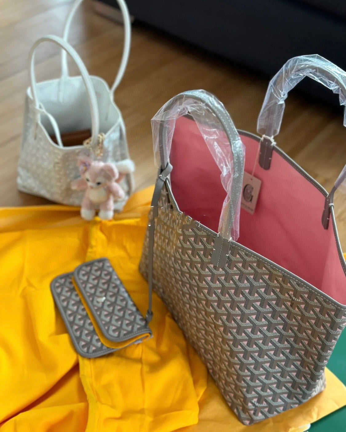 Elite Y Pattern Large Commuter Tote Bag For Women