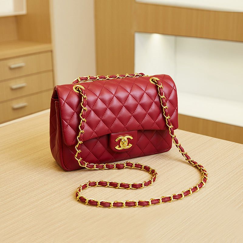 Luxe Chain Shoulder Bag Large Capacity Handbag for Women Premium Fashion Statement