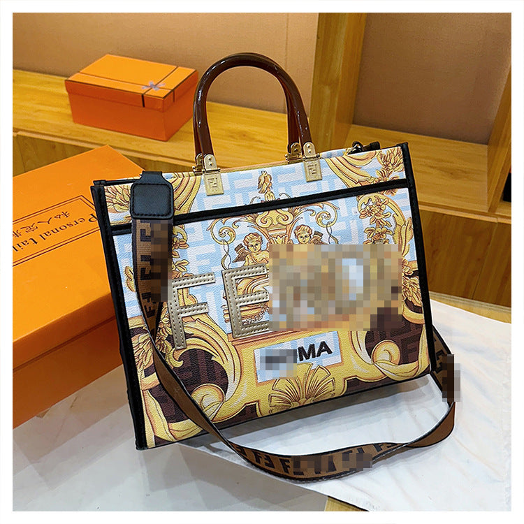 Premium Handheld Tote Bag With Bold Fashion Print For Women And Light Luxury Crossbody Strap