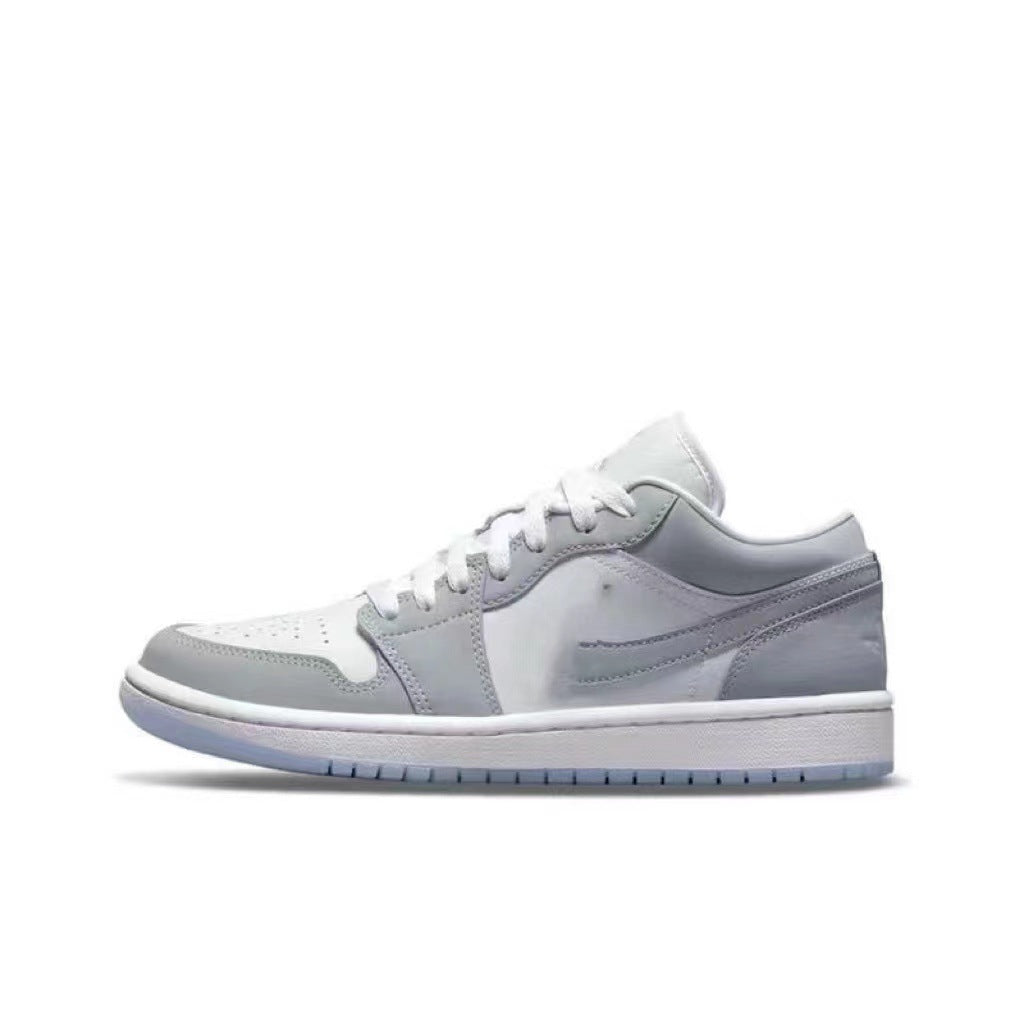 AeroCore Urban Low Top Sneaker