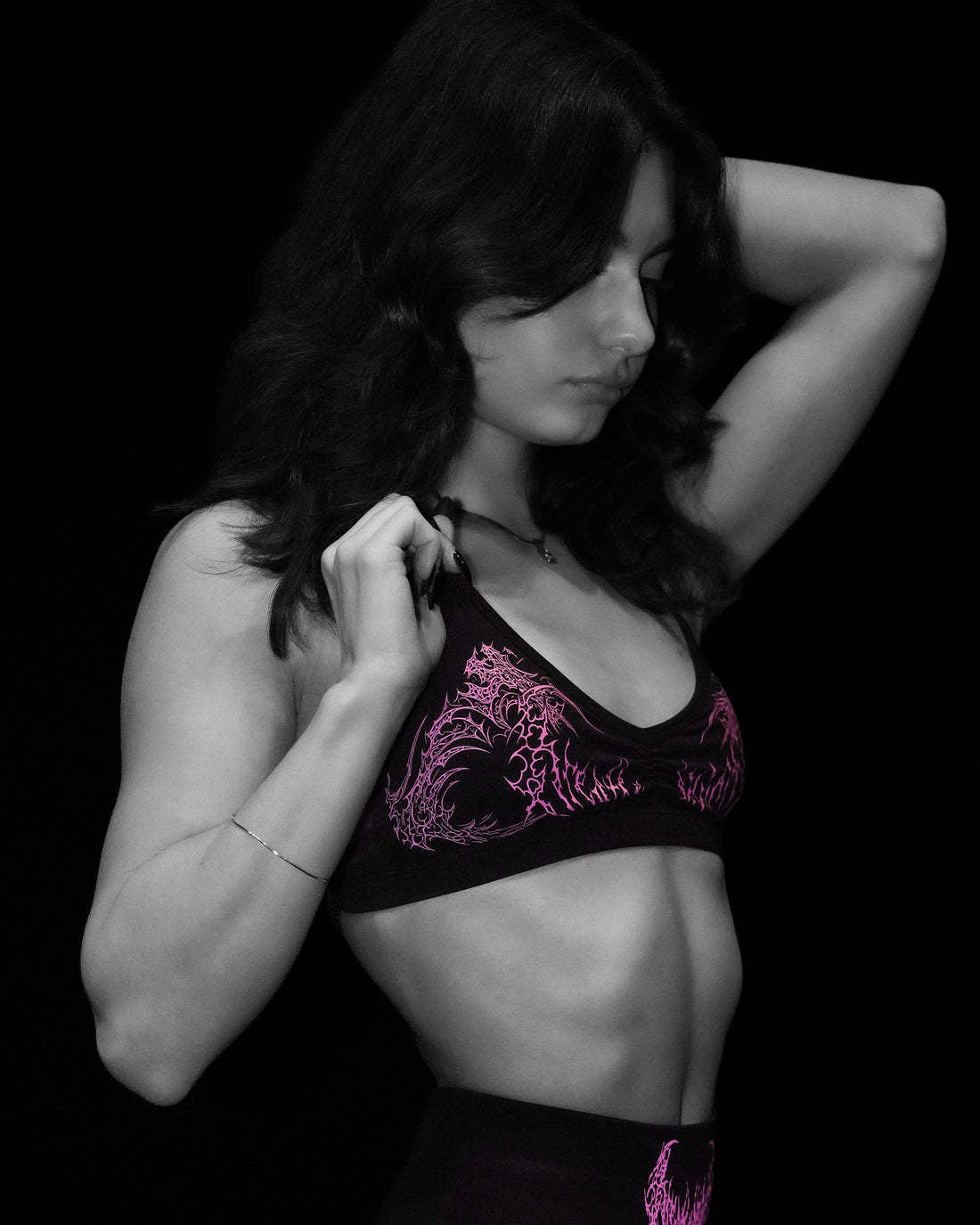 Women's Scoop Neck Sports Bra with Thin Straps