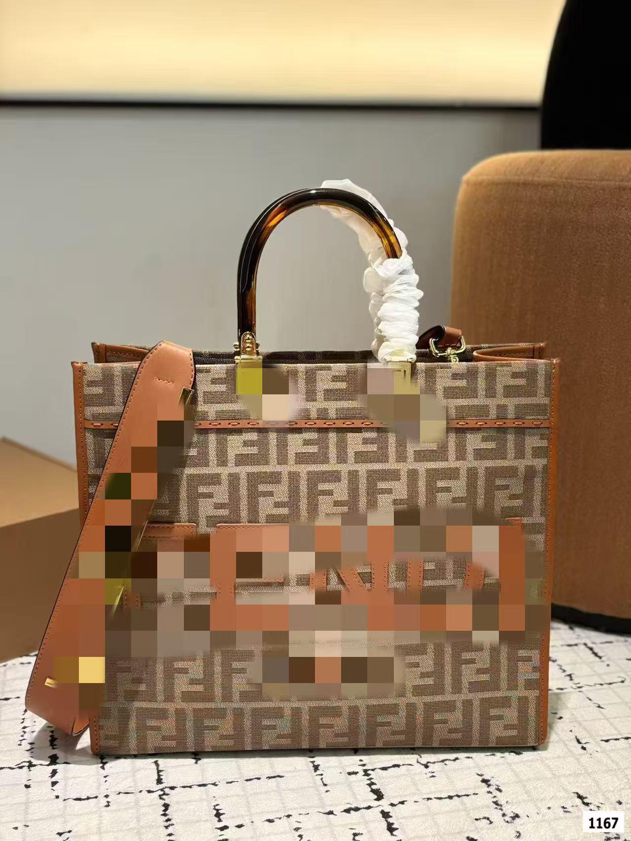 Monogram Tote With Generous Capacity And Structured Silhouette For Everyday Modern Chic