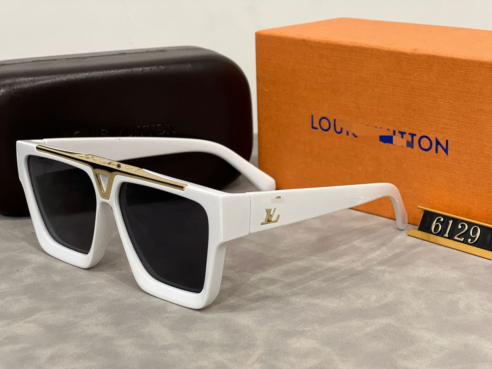 Vantage Square Sunglasses UV400 Shield