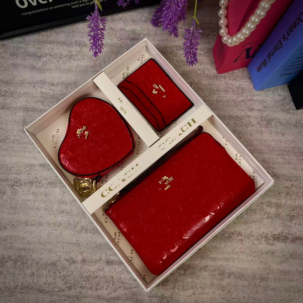 Timeless Allure Bag Set For Everyday Essentials With Coordinated Pouch And Wallet And Structured Tote