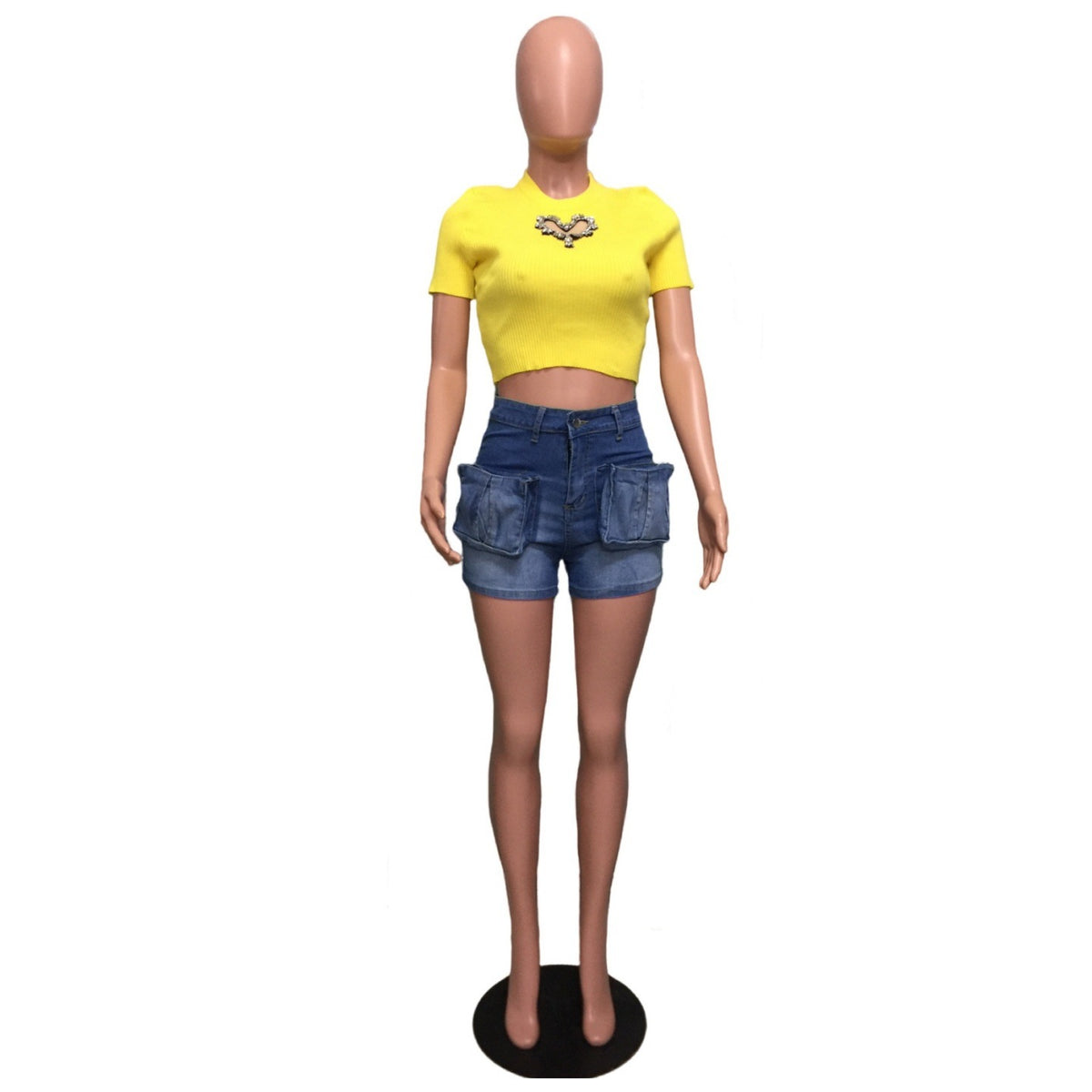 Women's High-Waisted Denim Cargo Shorts with Multiple Utility Pockets