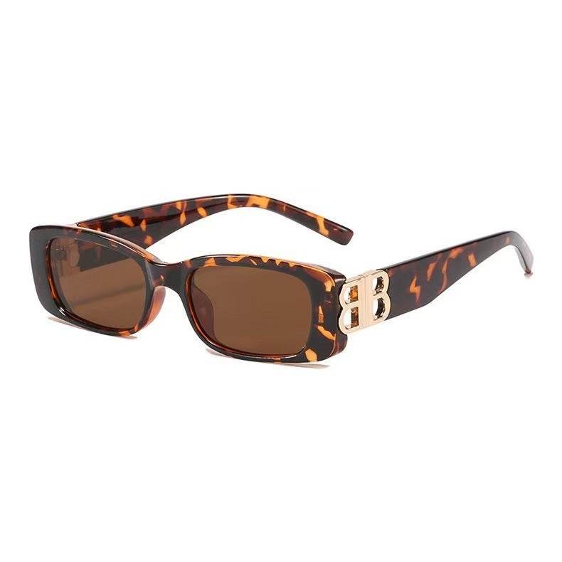 Arcade Silhouette Sunglasses With UV Shield And Luxe Detail For Everyday Elevation