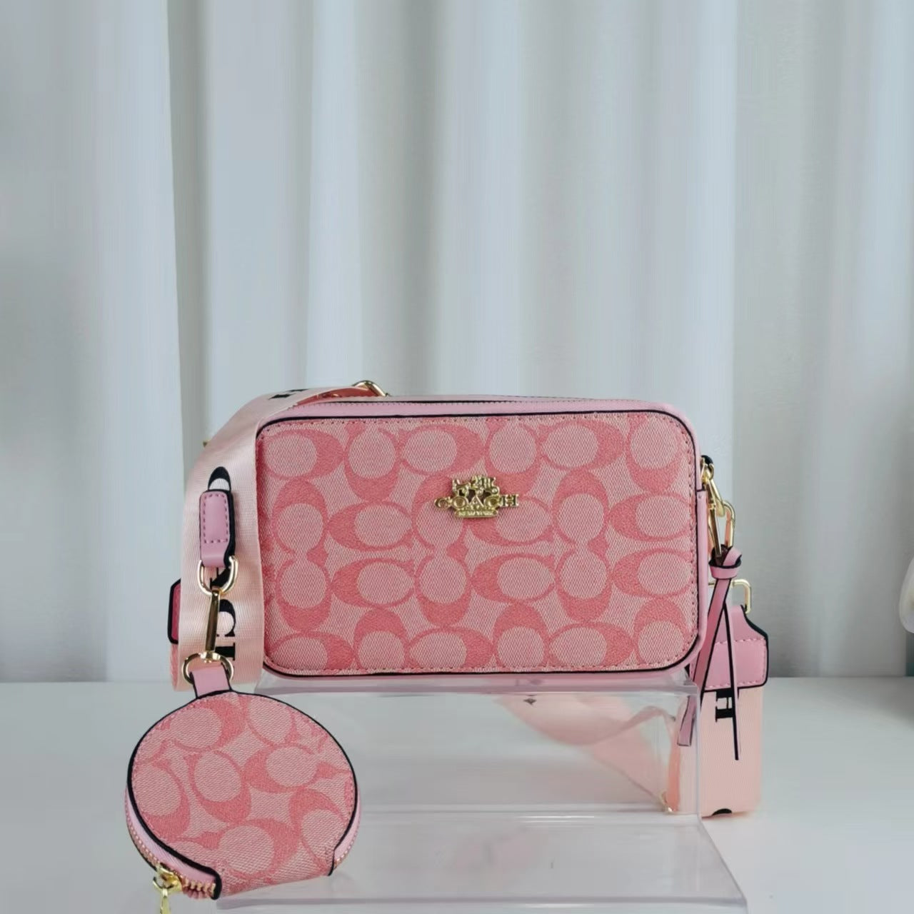 Premium Compact Crossbody Bag Set Featuring Mini Pouch For Everyday Chic And Effortless Style