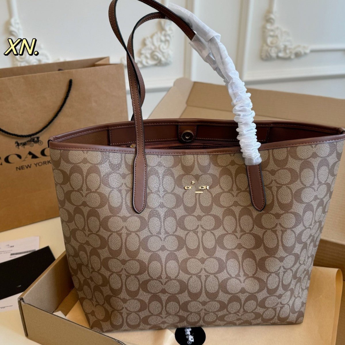 Structured Patterned Tote Bag with Top Handles and Magnetic Closure