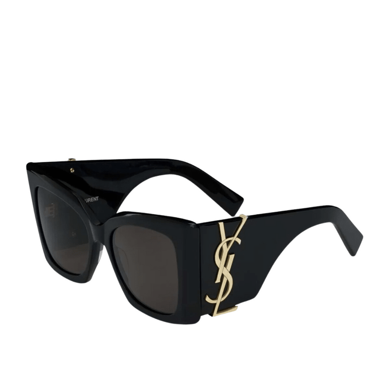 Oversized Cat Eye Sunglasses with Thick Frames and Tinted Lenses