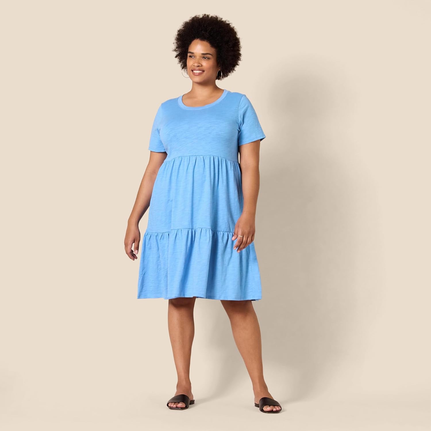 Chic Women's Short-Sleeve Tiered Dress - Perfect for Every Occasion!