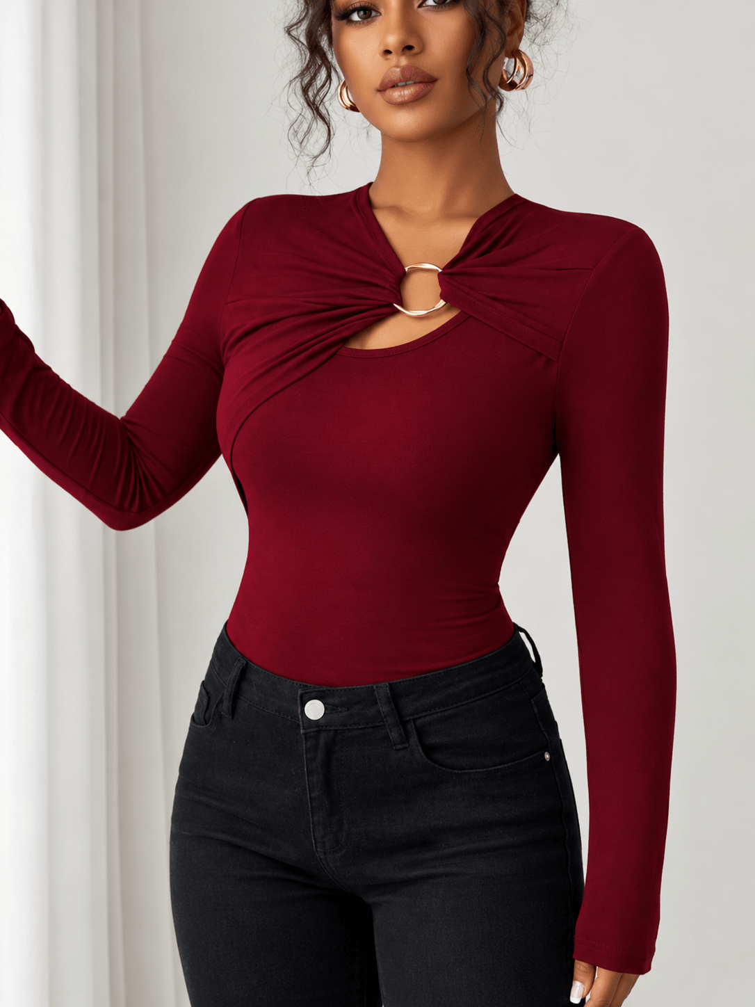 Women's Long Sleeve Ring Cutout Ruched Fitted Top