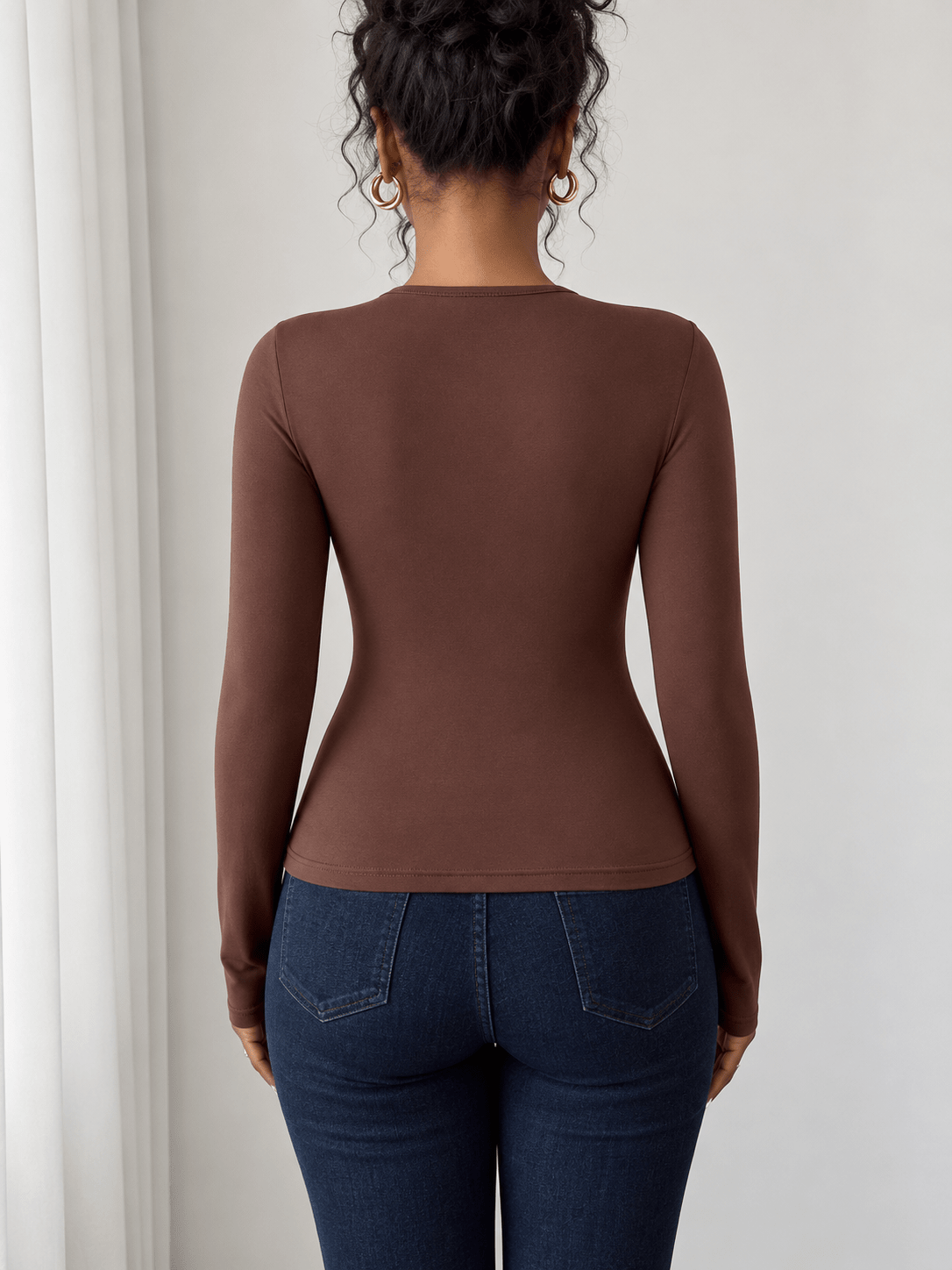 Women's Long Sleeve Ring Cutout Ruched Fitted Top