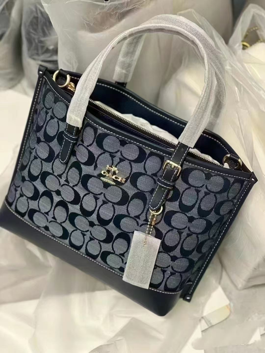 Patterned Zip-Top Tote Bag with Rolled Handles and Detachable Crossbody Strap