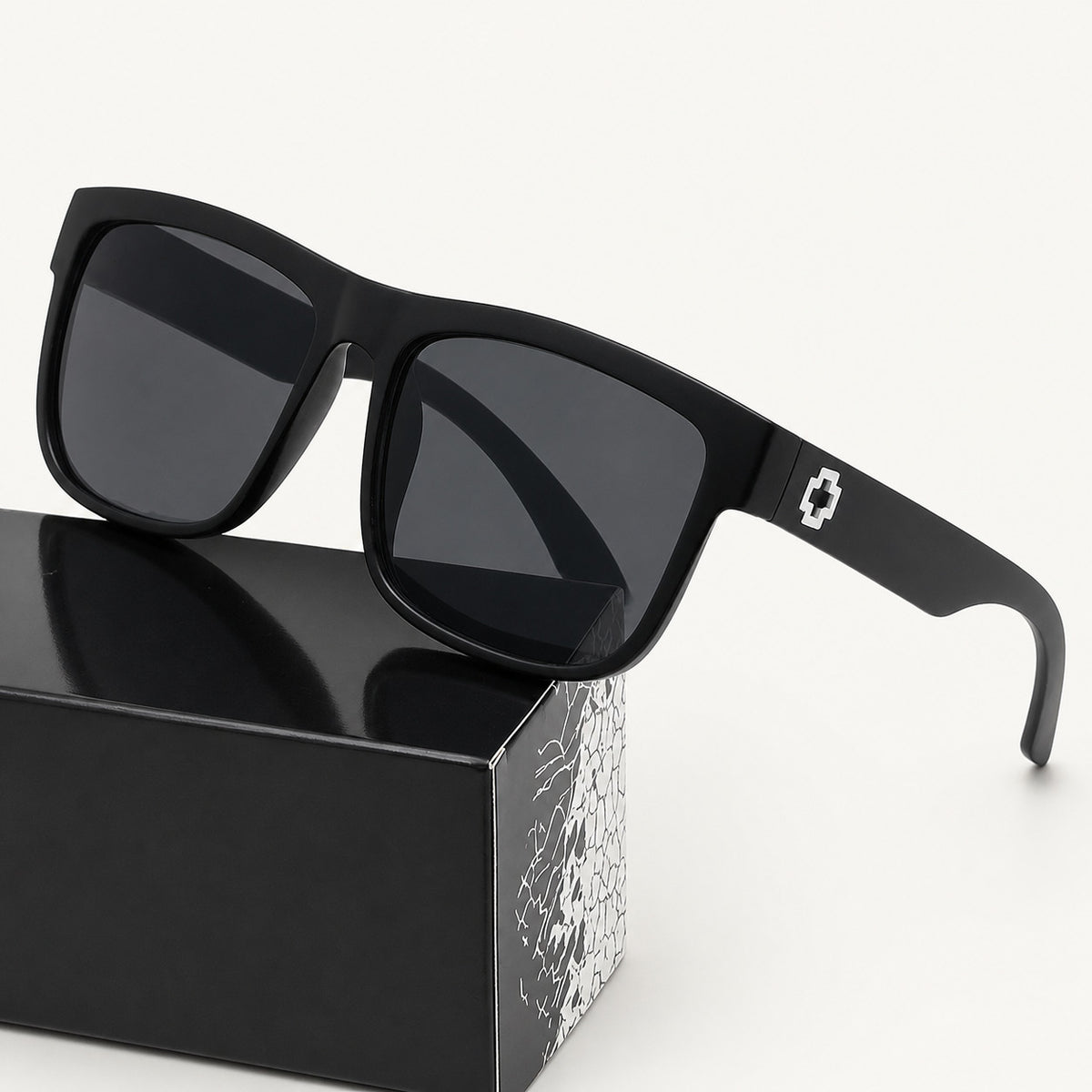 Square Full Frame Sunglasses with UV Protection