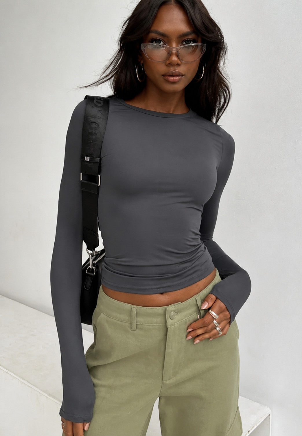 Women's Ruched Slim Fit Cropped Long Sleeve Round Neck Top