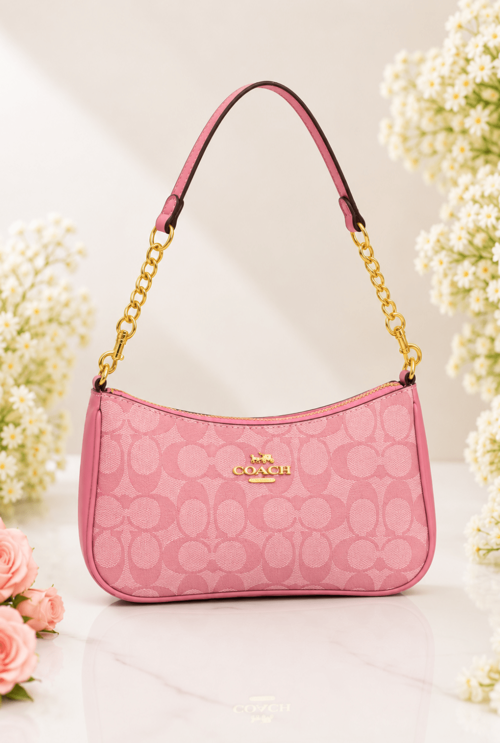 Curved Patterned Shoulder Bag with Chain Strap and Zip Closure