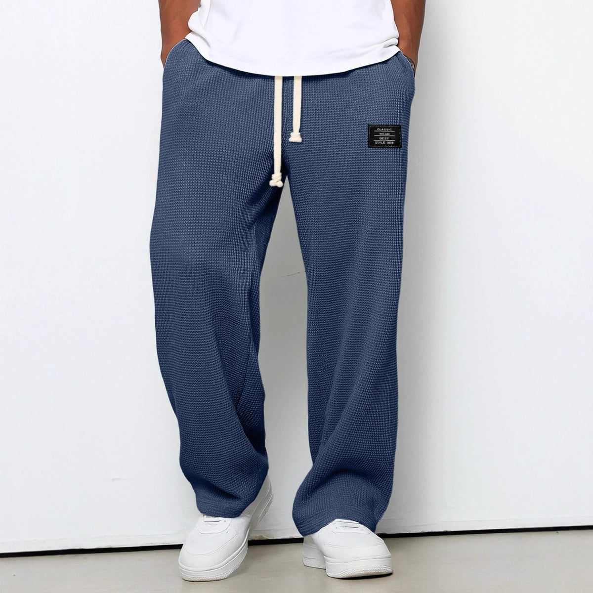 Men's Textured Knit Straight Leg Joggers with Drawstring Waist and Side Pockets