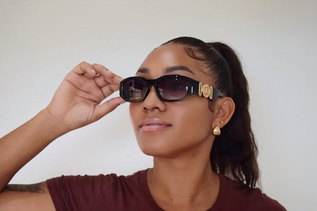 Rectangular Frame Sunglasses with Wide Temples and Decorative Side Detail