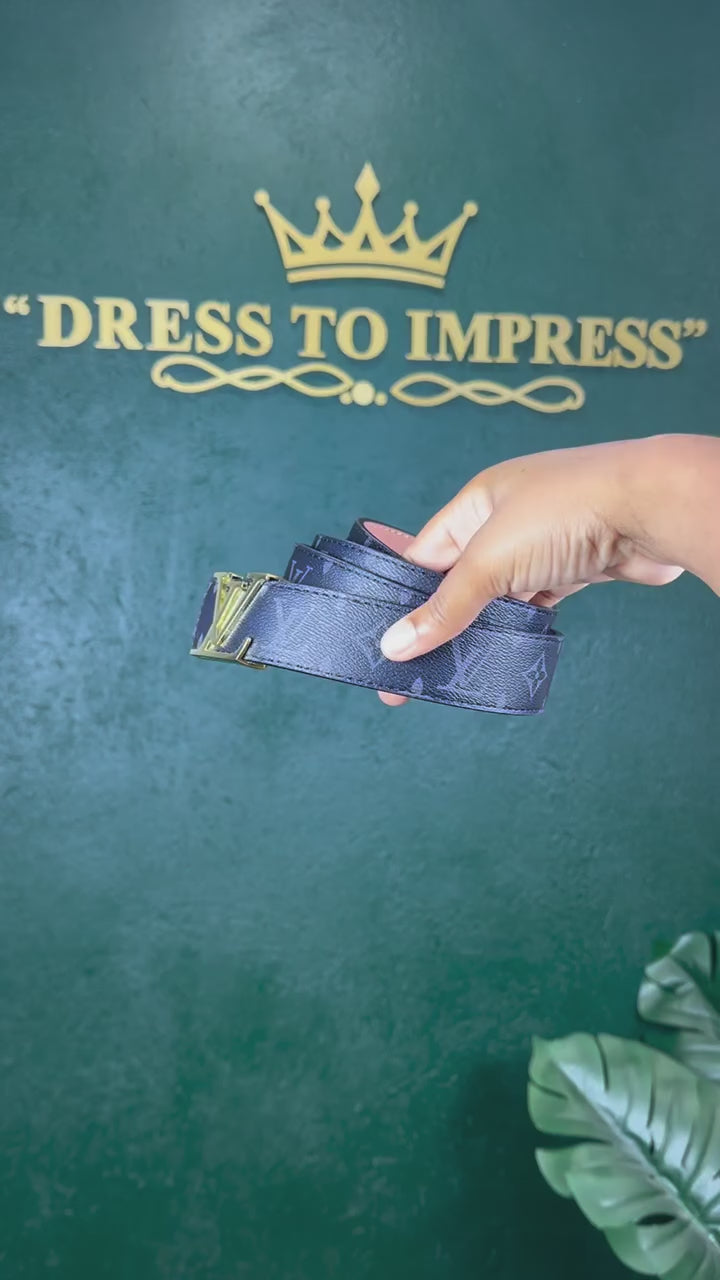 Load video: Patterned Belt with Oversized Letter Buckle