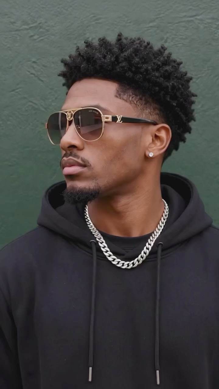Load video: Aviator Sunglasses with Double Bridge and Gradient Lenses