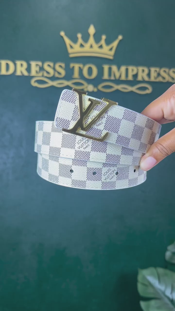 Load video: Adjustable Checkered Belt with Oversized Buckle